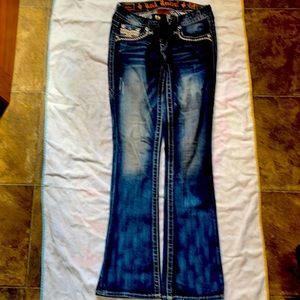 Rock revival Jeans Rhinestones zip up button snap